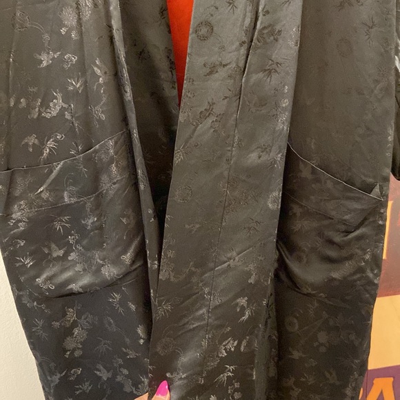 KIMONO | Vintage | Black & Red - Picture 4 of 5